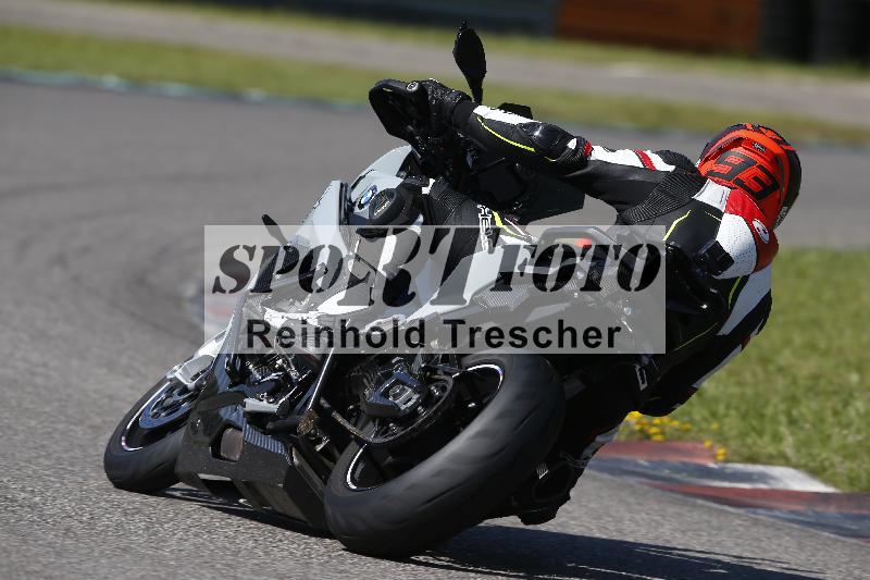 /Archiv-2024/29 12.06.2024 MOTO.CH Track Day ADR/Gruppe gelb/23